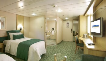 1688994617.9752_c492_Royal Caribbean International Liberty of the seas Accommodation RCI_LB_Interior_Handicap.jpeg